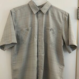 Like New Orvis Men’s short sleeve Plaid Gray Shirt Size L